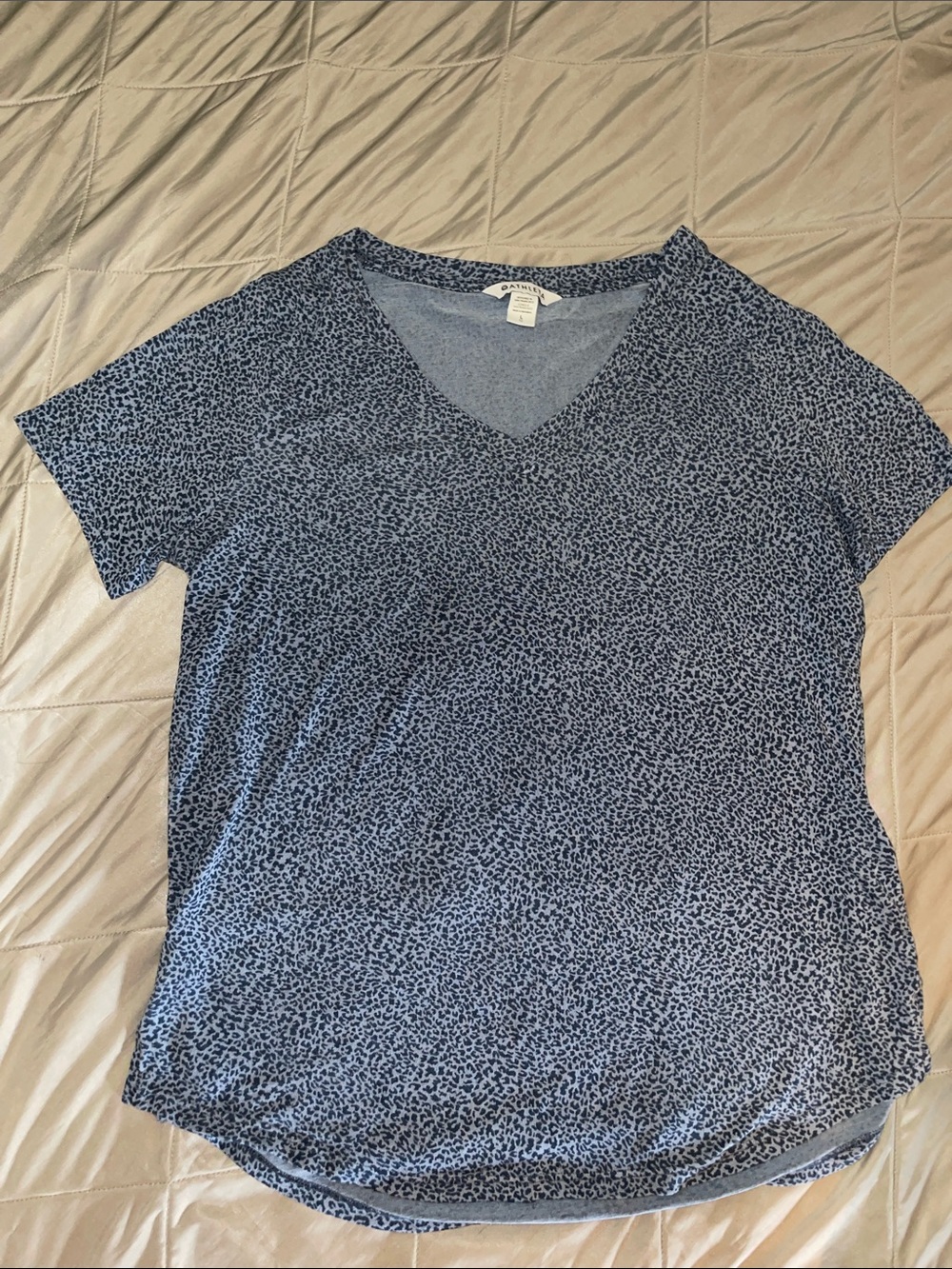 Athleta Blue Leopard Print V‑Neck Tee — Size L